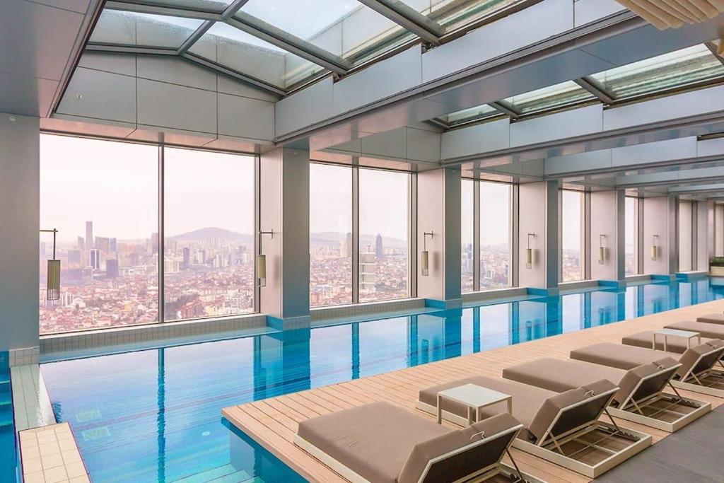 Emaar, Dinner At 102M With A View Of The Bosphorus Istambul Exterior foto